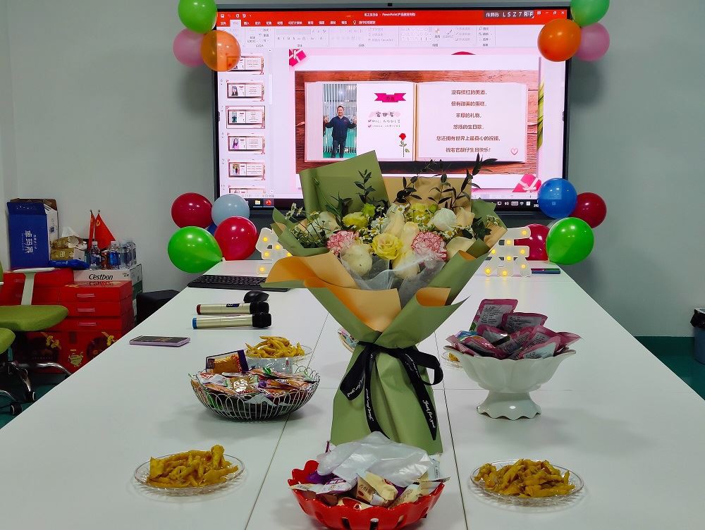 Företagets välfärd: Födelsedagsfest för anställda